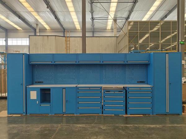 Ağır Garage kabinet birləşməsi